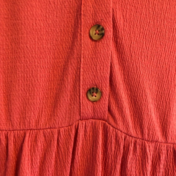 **LIKE NEW** Women’s Pink Sundress - Picture 4 of 5